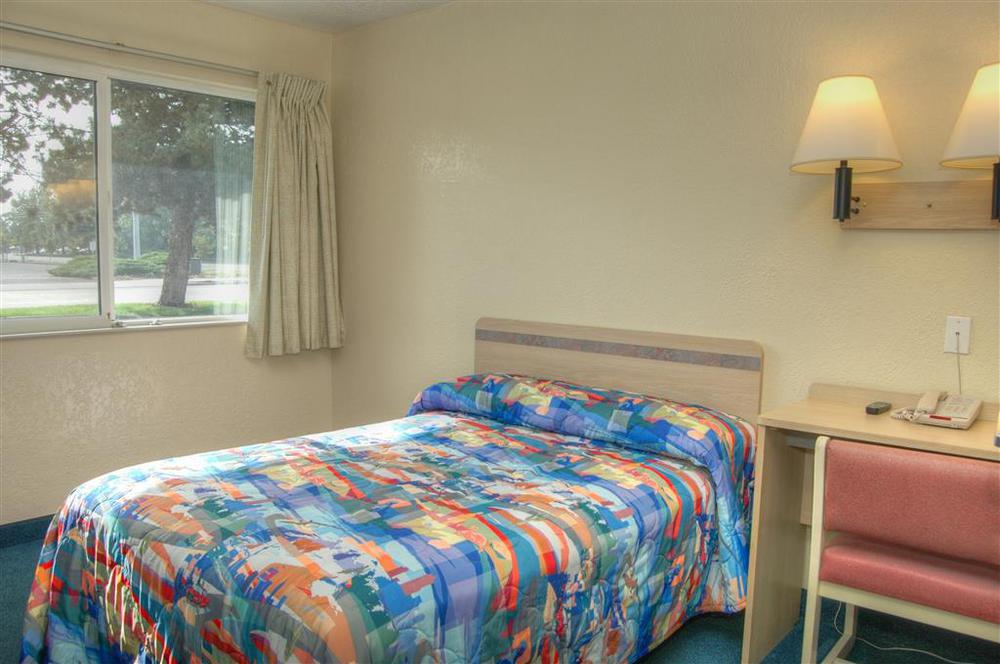 Motel 6-Springfield, Or - Eugene North الغرفة الصورة