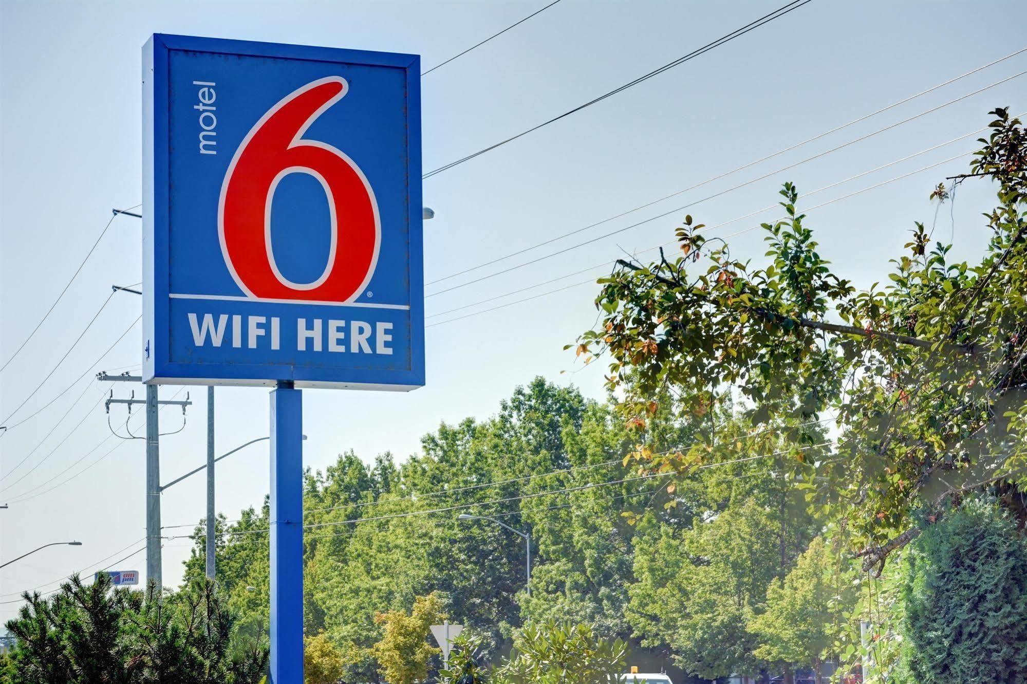 Motel 6-Springfield, Or - Eugene North المظهر الخارجي الصورة